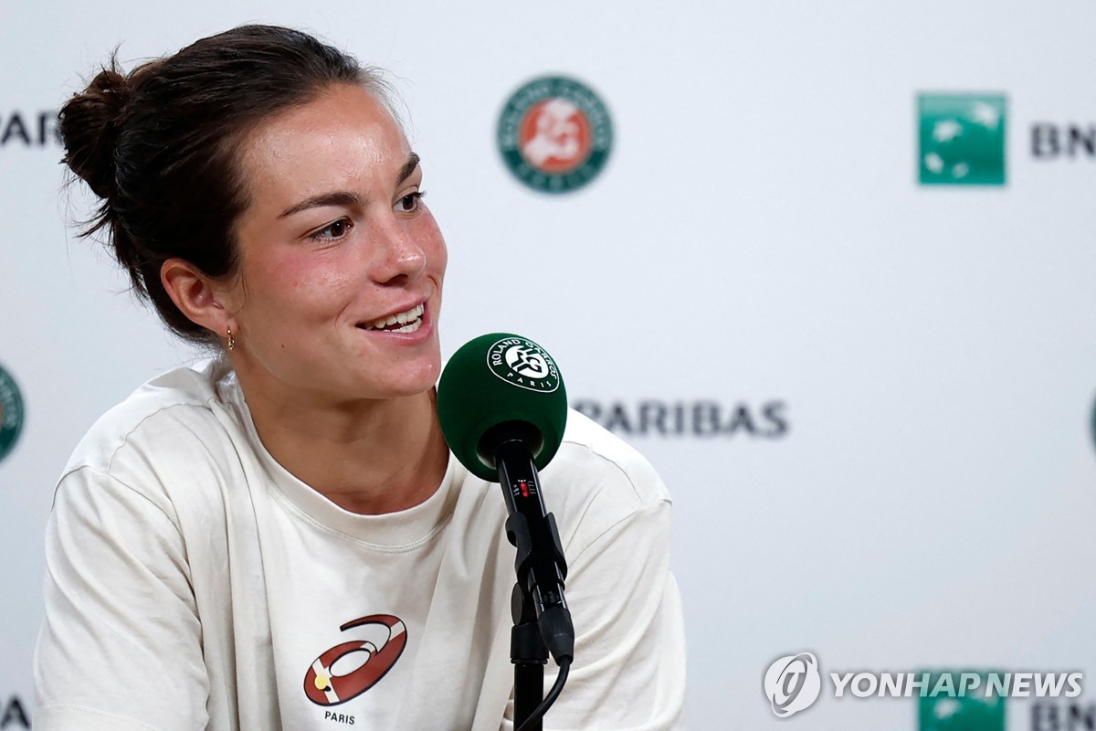 Boasong interviewing after the quarter -finals