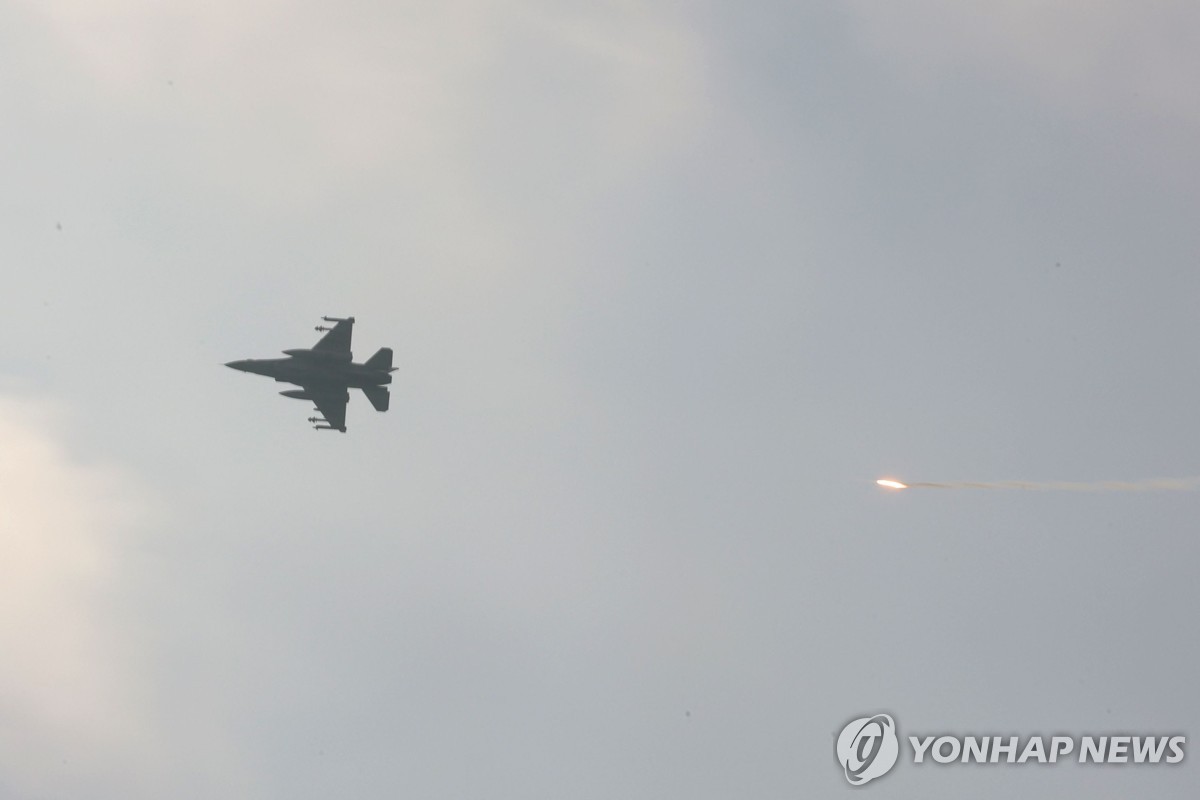 "이스라엘 전투기, 이란서 귀환중 남은 폭탄 가자지구 …