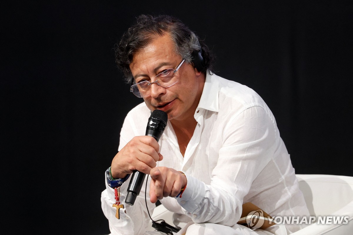"美에 콜롬비아 대통령 축출 지원 모색" vs "근거 …