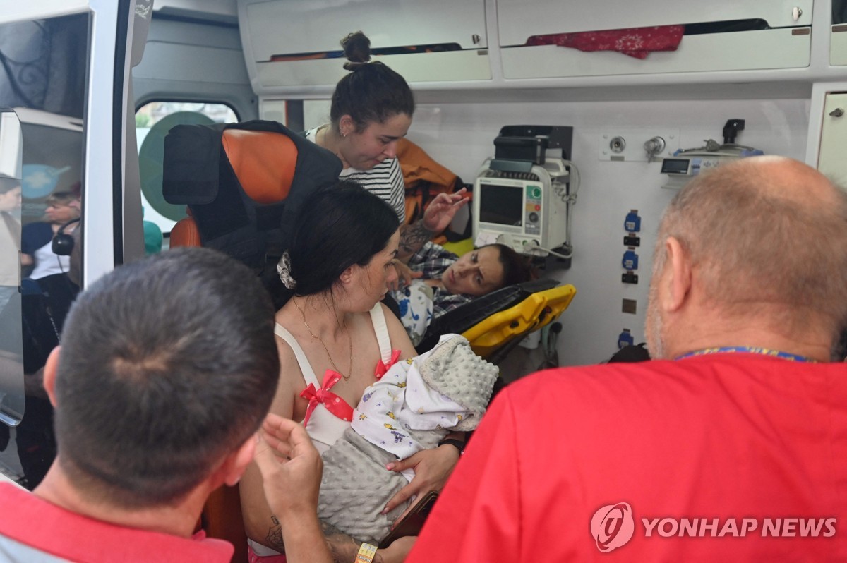 우크라 "모스크바 인근 러 군용기·미사일 공장 공습"