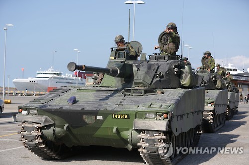 스웨덴 육군 기동훈련 모습 ［연합뉴스 자료 사진］ 