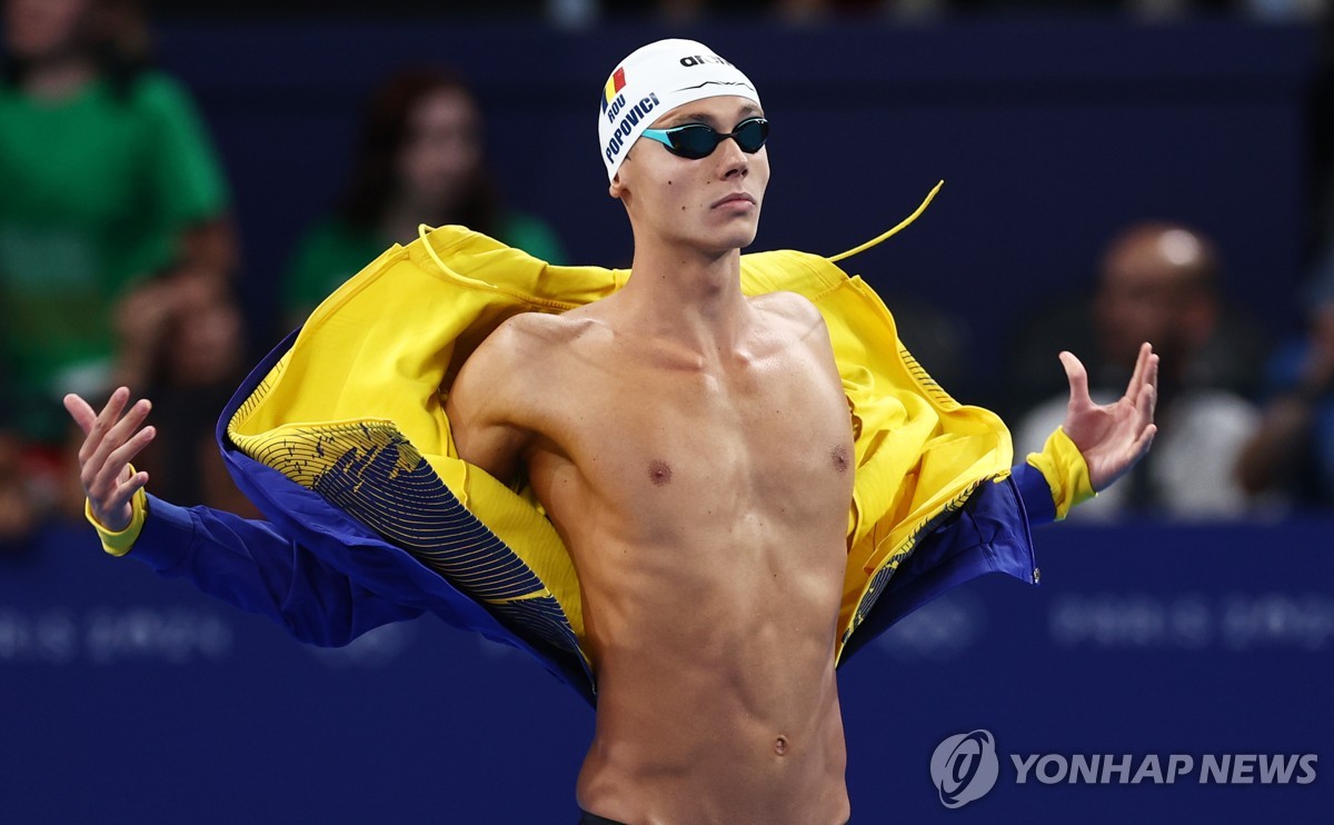 2024 파리 올림픽 남자 자유형 200ｍ에서 금메달을 딴 다비드 포포비치.