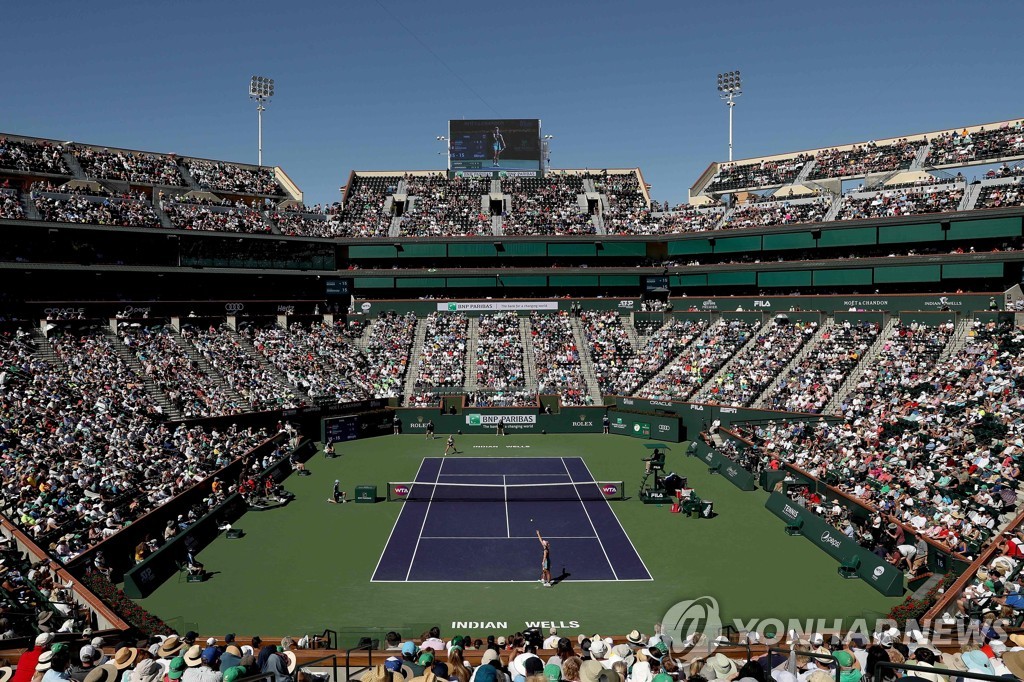 테니스 투어 대회 경기장 모습. 
