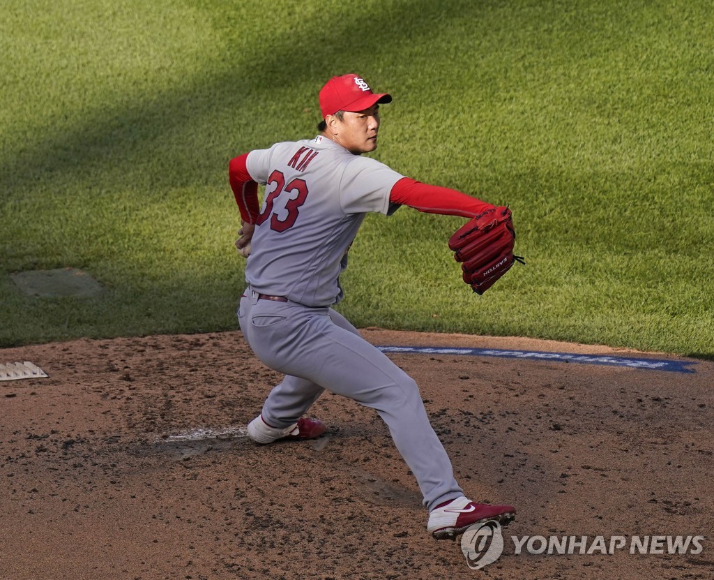 St. Louis Cardinals: Baby steps on the way back for Kwang Hyun Kim