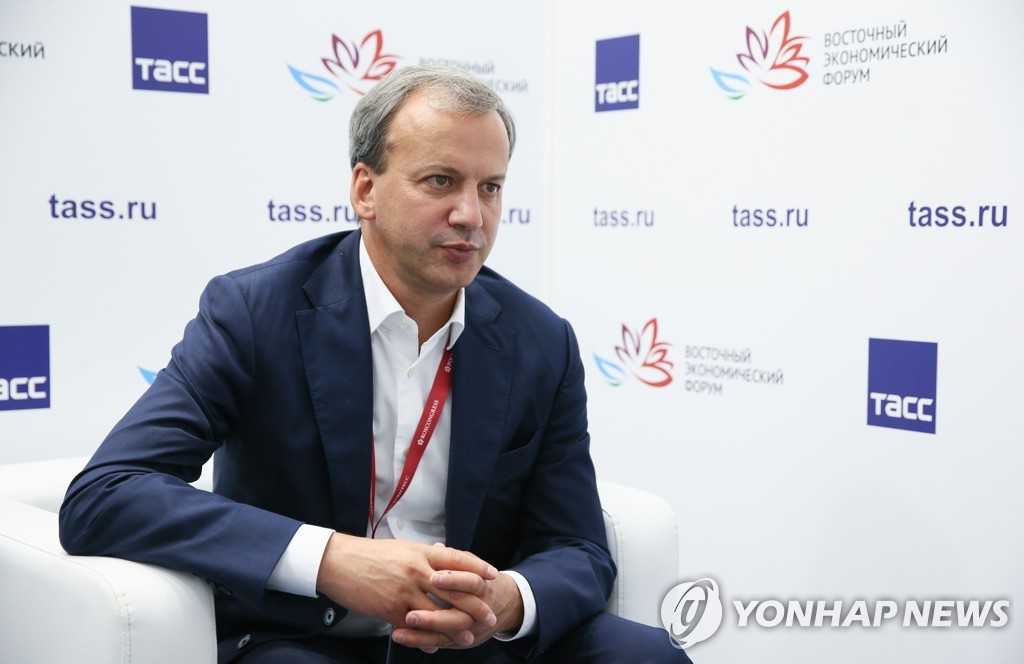 2018년부터 세계체스연맹(FIDE) 회장을 맡은 아르카디 드보르코비치