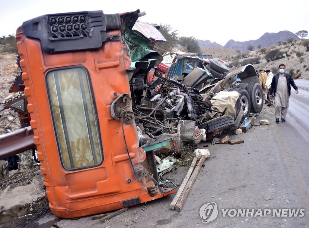 PAKISTAN-KOHAT-VEHICLES ACCIDENT
