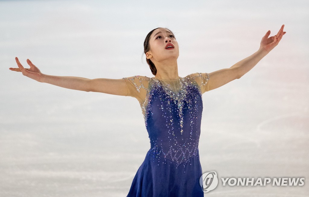 In this Olympic Information Service photo via Reuters, South Korean figure skater You Young performs her free skating program during the ladies' singles competition at the 2020 Winter Youth Olympics at Lausanne Skating Arena in Lausanne, Switzerland, on Jan. 13, 2020. (PHOTO NOT FOR SALE) (Yonhap)