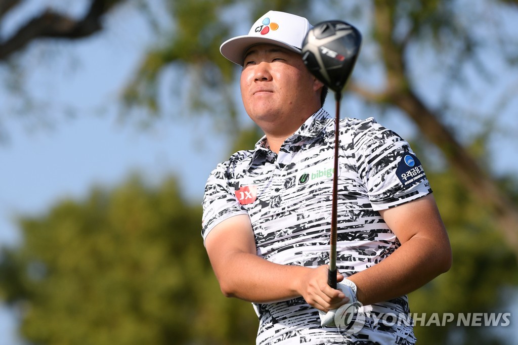 PGA Tour 2R Solo 1st Place Im Seong-jae “Favorite course, well putt”