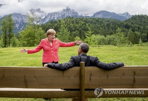 2015년 G7 정상회의 당시 메르켈 총리 오바마 대통령