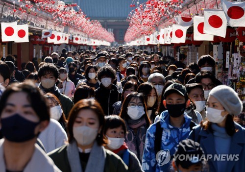방역완화 앞둔 일본서 코로나19 월간 사망자 첫 1만명 돌파