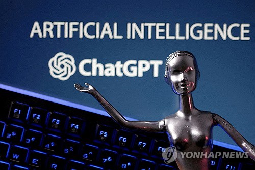 한층 사람에 가깝게 진화한 AI…챗GPT, 이제 보고 듣고 말한다