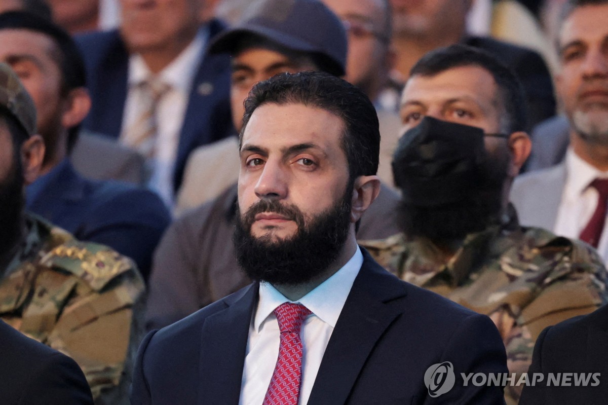 시리아, 이스라엘 공습·미국 압박에 남부 분쟁지 철군(…
