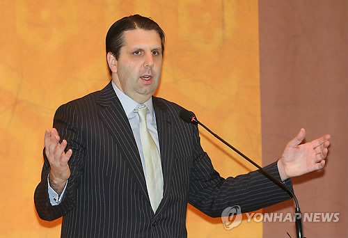 駐韓米大使襲撃 被告に殺人未遂で懲役１２年 聯合ニュース