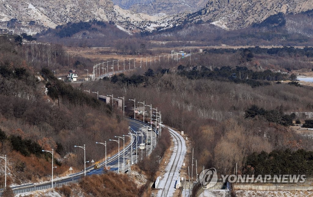 東海線道路の北朝鮮側区間を点検　韓国の実務者が訪朝