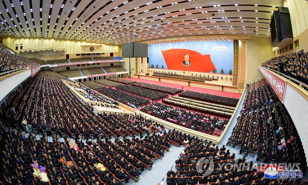 كوريا الشمالية تقيم مهرجانات كبرى بمناسبة ذكرى ميلاد الزعيم المؤسس الراحل