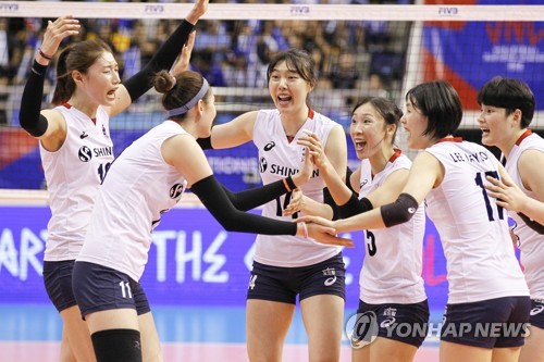 여자배구 대표팀, VNL 1, 2주차 선수 14명 확정…19일 출국 | 연합뉴스