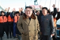 북한 김정은, 2주만에 공개활동…동해안 어업기지 잇달아 시찰