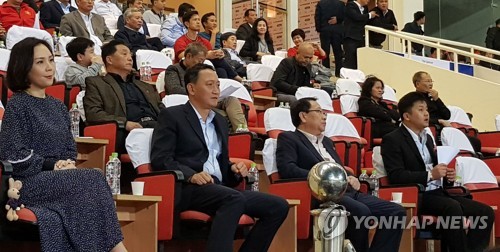주베트남 남북한 대사, 북한-베트남 축구 친선경기 관람