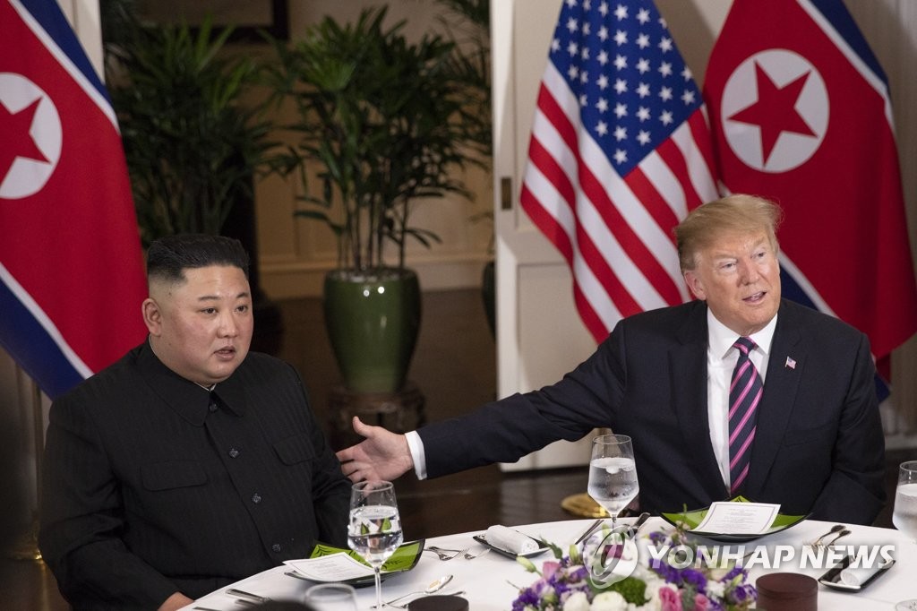 (LEAD) (US-NK summit) Trump says he is in no rush with N. Korea
