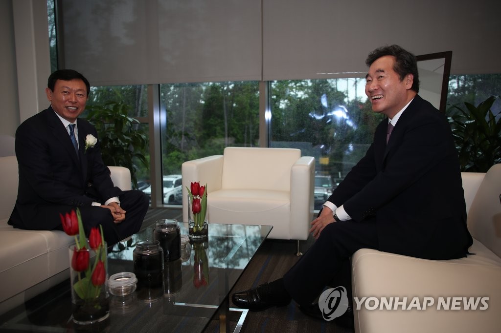 韓国首相がロッテ会長と面会　悪化する韓日関係を懸念