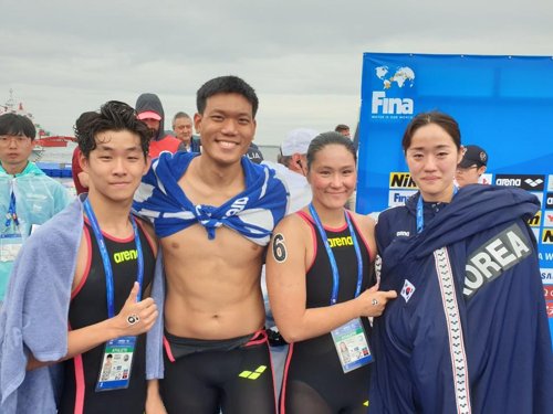 팀 릴레이에 출전한 한국 오픈워터 수영 대표팀.