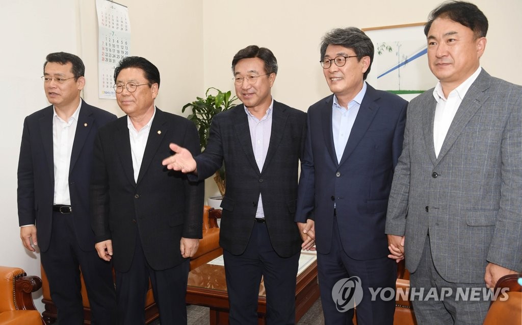 韓国与野党　政官民協議会発足で合意＝日本の輸出規制対策