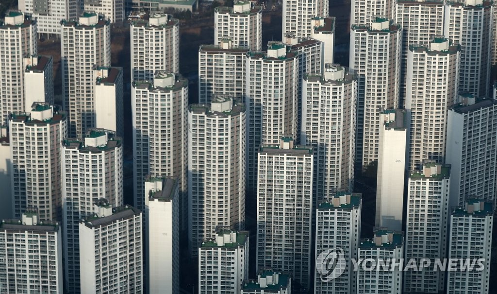 ソウルに林立するマンション（資料写真）＝（聯合ニュース）
