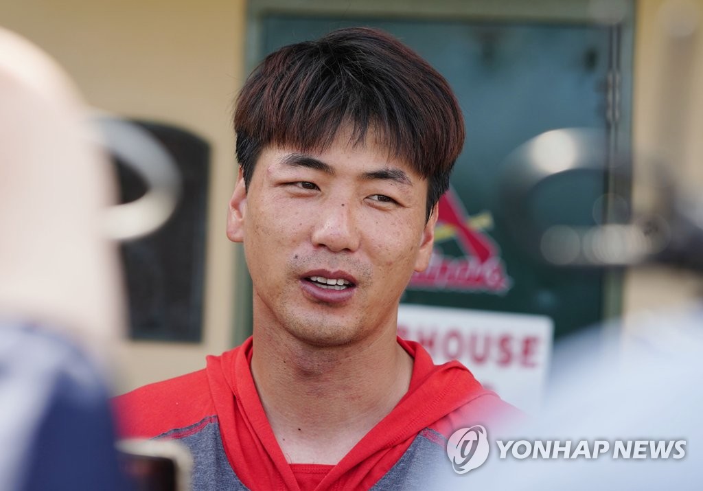 Kim Kwang-hyun of the St. Louis Cardinals speaks to reporters at Roger Dean Chevrolet Stadium in Jupiter, Florida, on Feb. 12, 2020. (Yonhap)