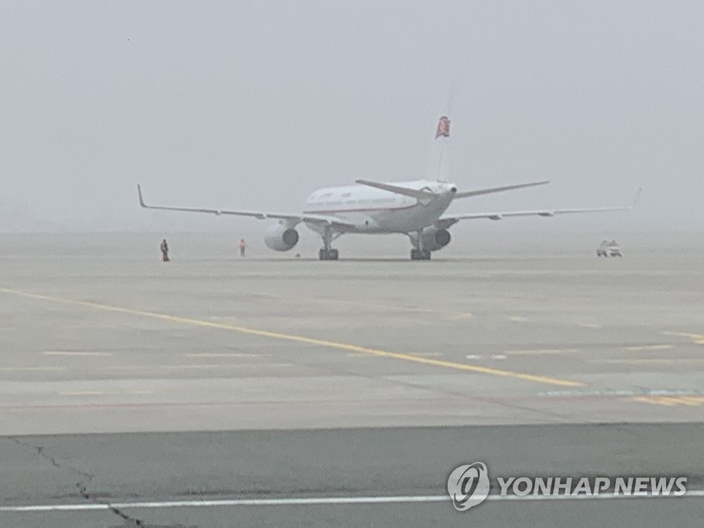 (LEAD) N. Korean airline publishes flight schedule to China, but no flight detected yet
