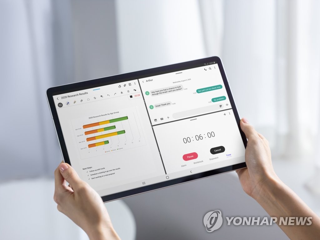 This photo, provided by Samsung Electronics Co. on Aug. 13, 2020, shows the company's Galaxy Tab S7 tablet. (PHOTO NOT FOR SALE) (Yonhap)