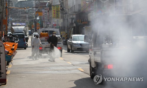 사랑제일교회 'n차감염' 전국 확산…수도권 거리두기 2단계 강화