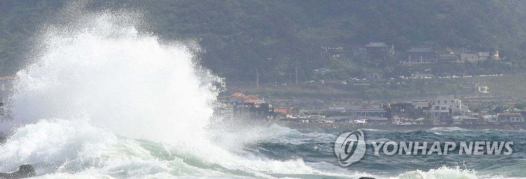 台風８号の影響で空の便に乱れ　欠航相次ぐ＝韓国・済州島