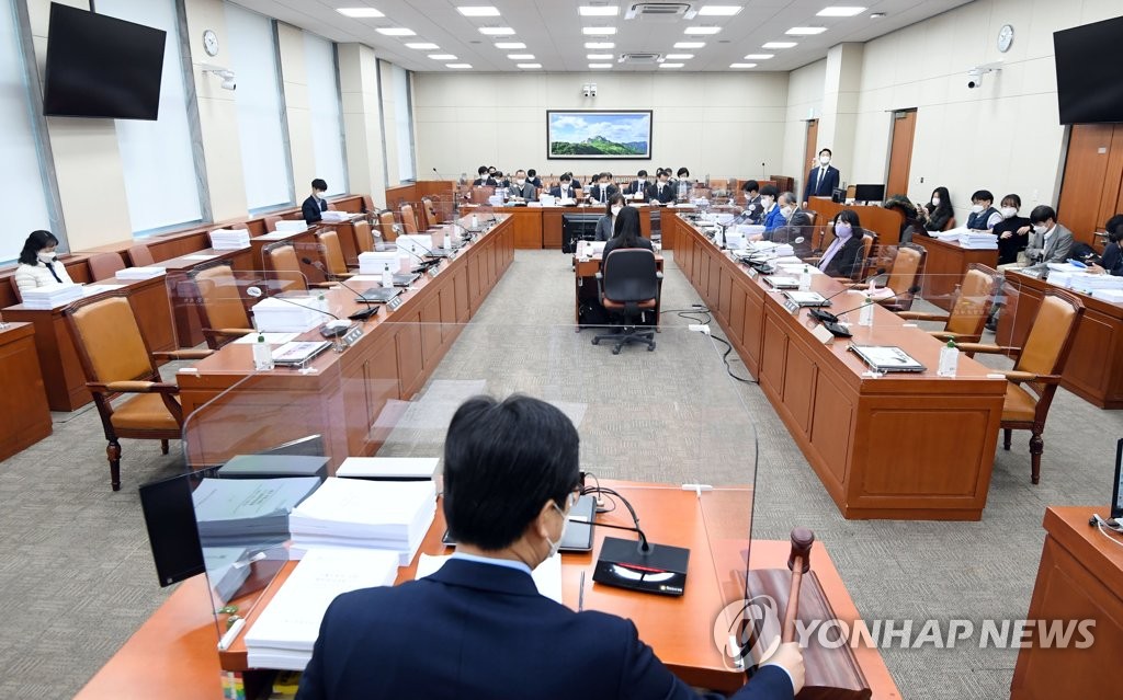 환노위 고용노동법안심사소위