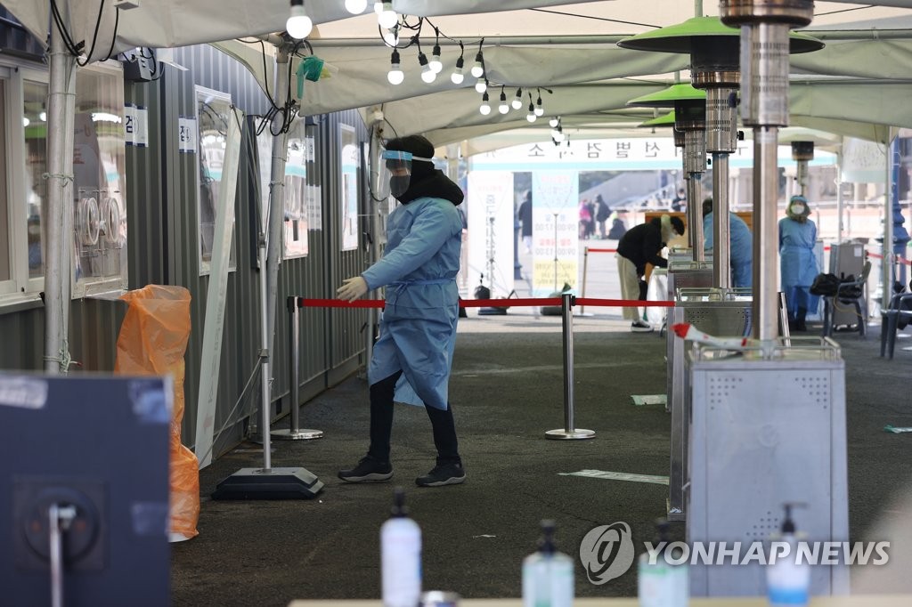 韓国の新規コロナ感染者５２０人　６日連続５００人台