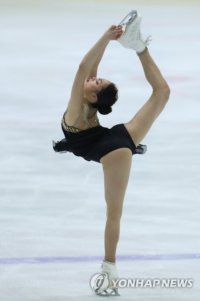 Figure skating signboard Yooyoung, world championship contest short 1st place…  69.87 points
