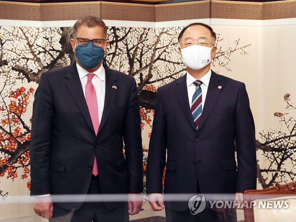 韓国副首相「気候変動対応に積極協力」　ＣＯＰ２６議長と会談