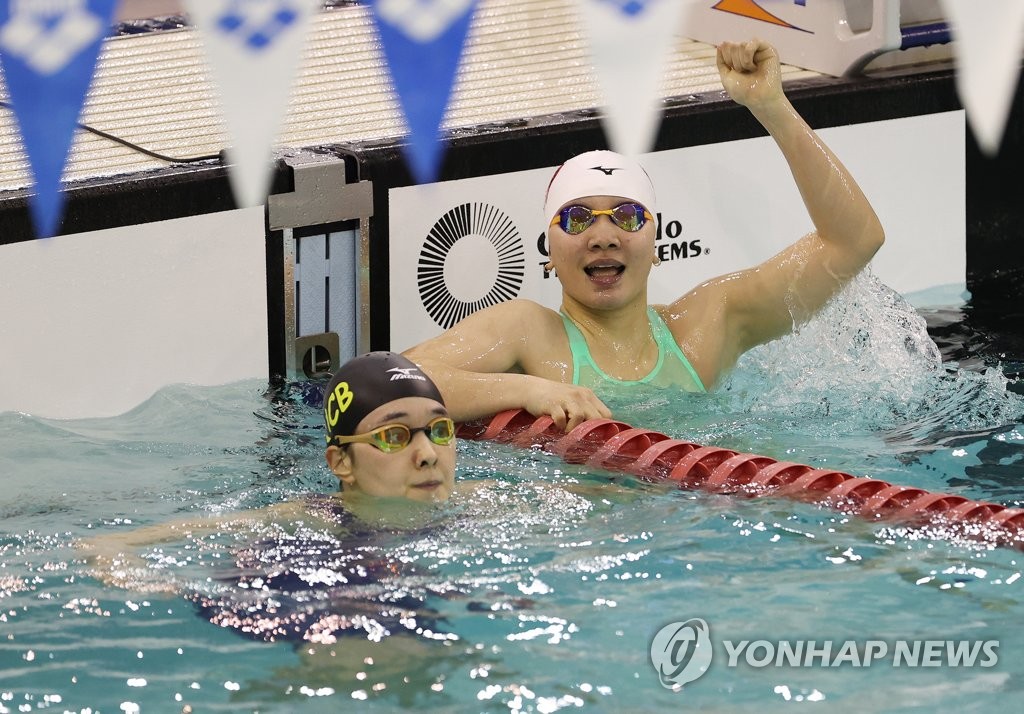 이은지, 여자 배영 100m 한국신기록