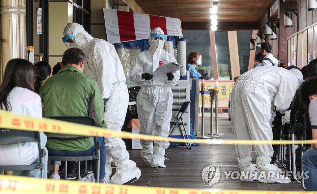韓国の新規コロナ感染者５８７人　３日ぶり６００人下回る