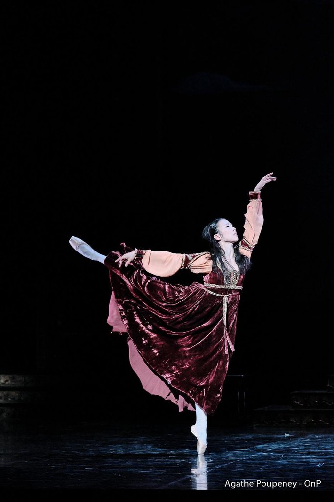 South Korean dancer Park Sae-eun of the Paris Opera Ballet performs "Romeo and Juliet" at the Bastille Opera House in Paris on June 10, 2021, in this photo provided by Park. (PHOTO NOT FOR SALE) (Yonhap)