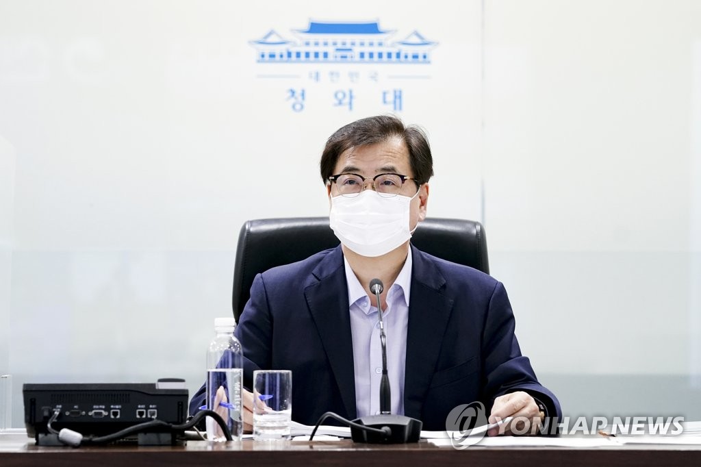 This photo, released on July 6, 2021, shows Suh Hoon, chief of the presidential National Security Office, attending a security meeting at the presidential office Cheong Wa Dae in Seoul. (PHOTO NOT FOR SALE) (Yonhap)