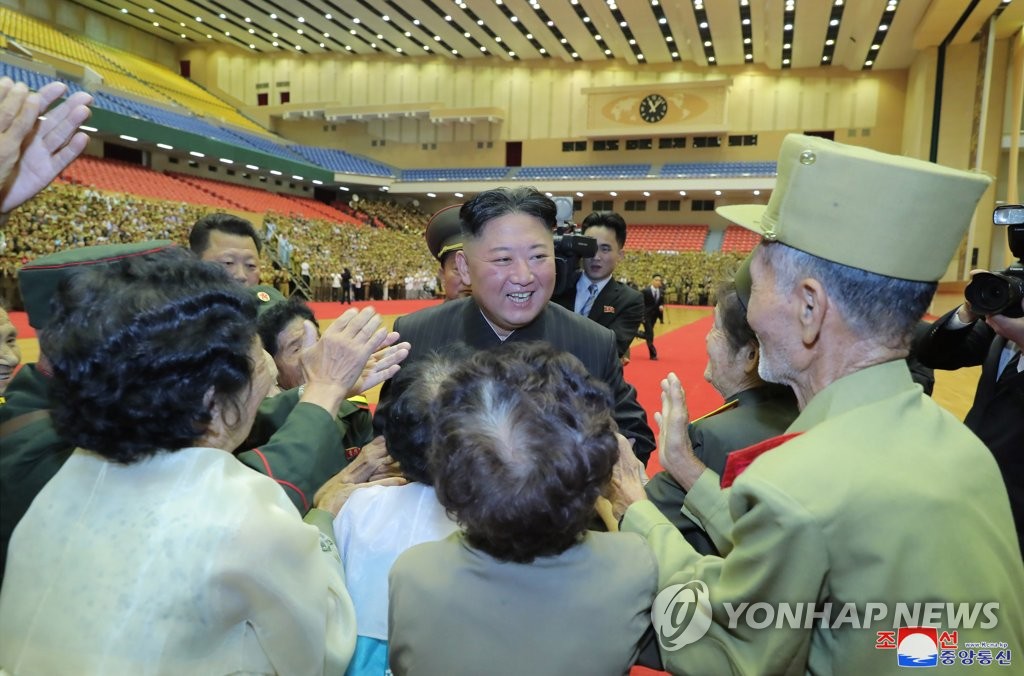 كوريا الشمالية تكثف الحماية الشخصية لكيم جونغ-أون، هل تأثرا باغتيال آبي؟ - 4