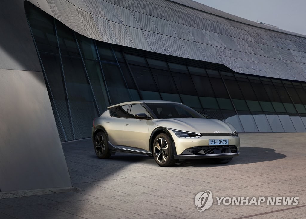 This file photo provided by Kia Corp. shows the EV6 all-electric model. (PHOTO NOT FOR SALE) (Yonhap)