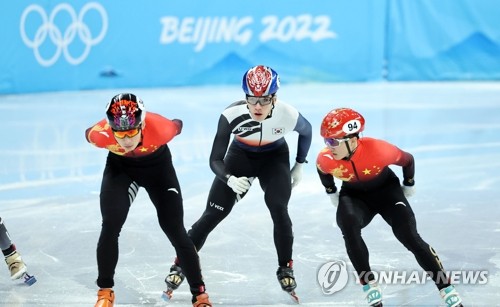 El jefe de la delegación surcoreana busca reunirse con el presidente del COI por las decisiones en el patinaje sobre pista corta