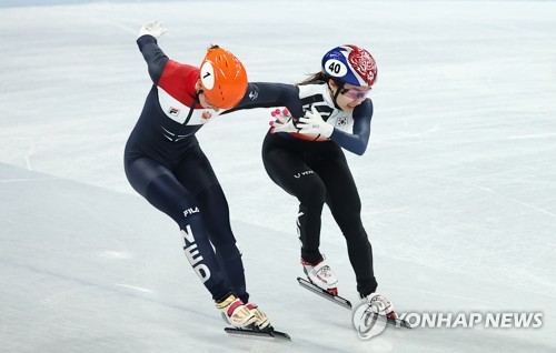 فوز المتزلجة "تشوي مين-جونغ" بالميدالية الفضية