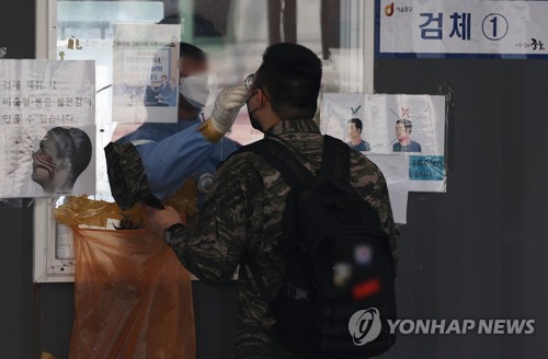韓国の新規コロナ感染者１万９２９８人　６日ぶり２万人下回る