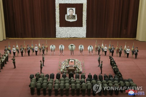 Kim mourns death of top military official