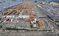 해수부, 화물연대 파업 비상수송대책 수립…컨테이너 운송차 투입