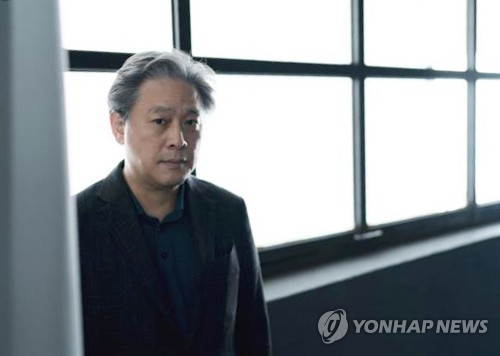 Park Chan-wook traveling to U.S. for Golden Globe Awards ceremony