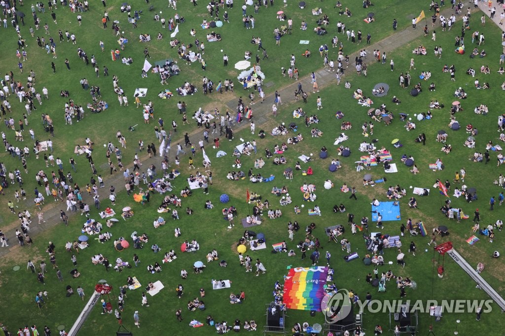 서울광장 퀴어축제, 3년 만에 개최