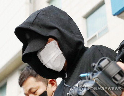 검찰 '인하대 성폭행 추락사' 가해 남학생 무기징역 구형